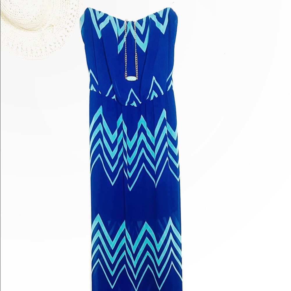 Yahada aqua and blue chevron strapeless maxi dress Sz L